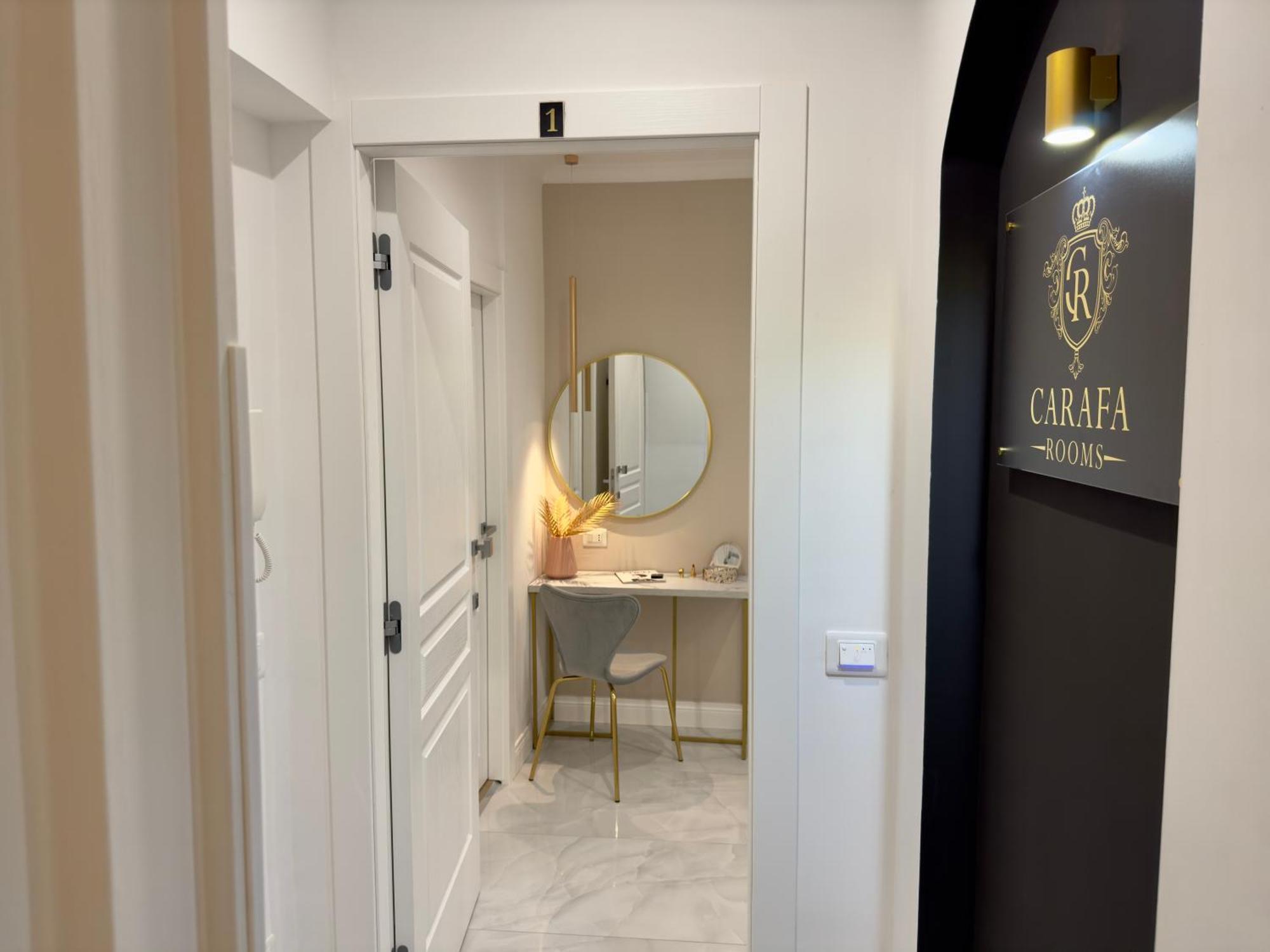 Carafa Rooms Наполи Екстериор снимка
